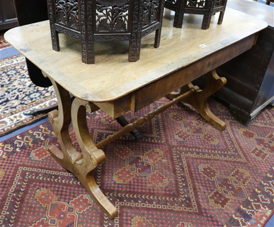 An early 19th century library table W.127cm